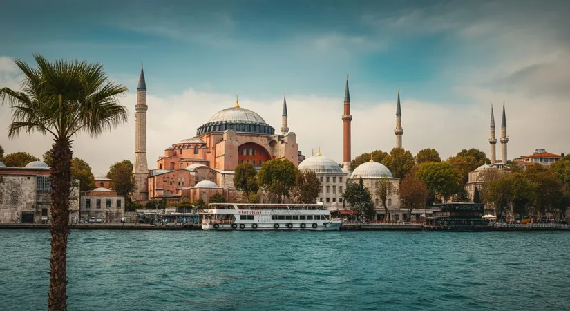 Discover Ottoman architecture in Istanbul