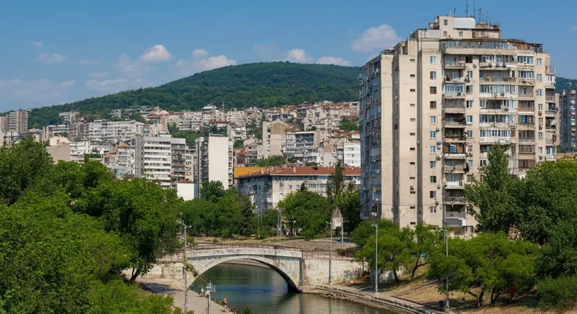 Weather conditions and humidity in Varna